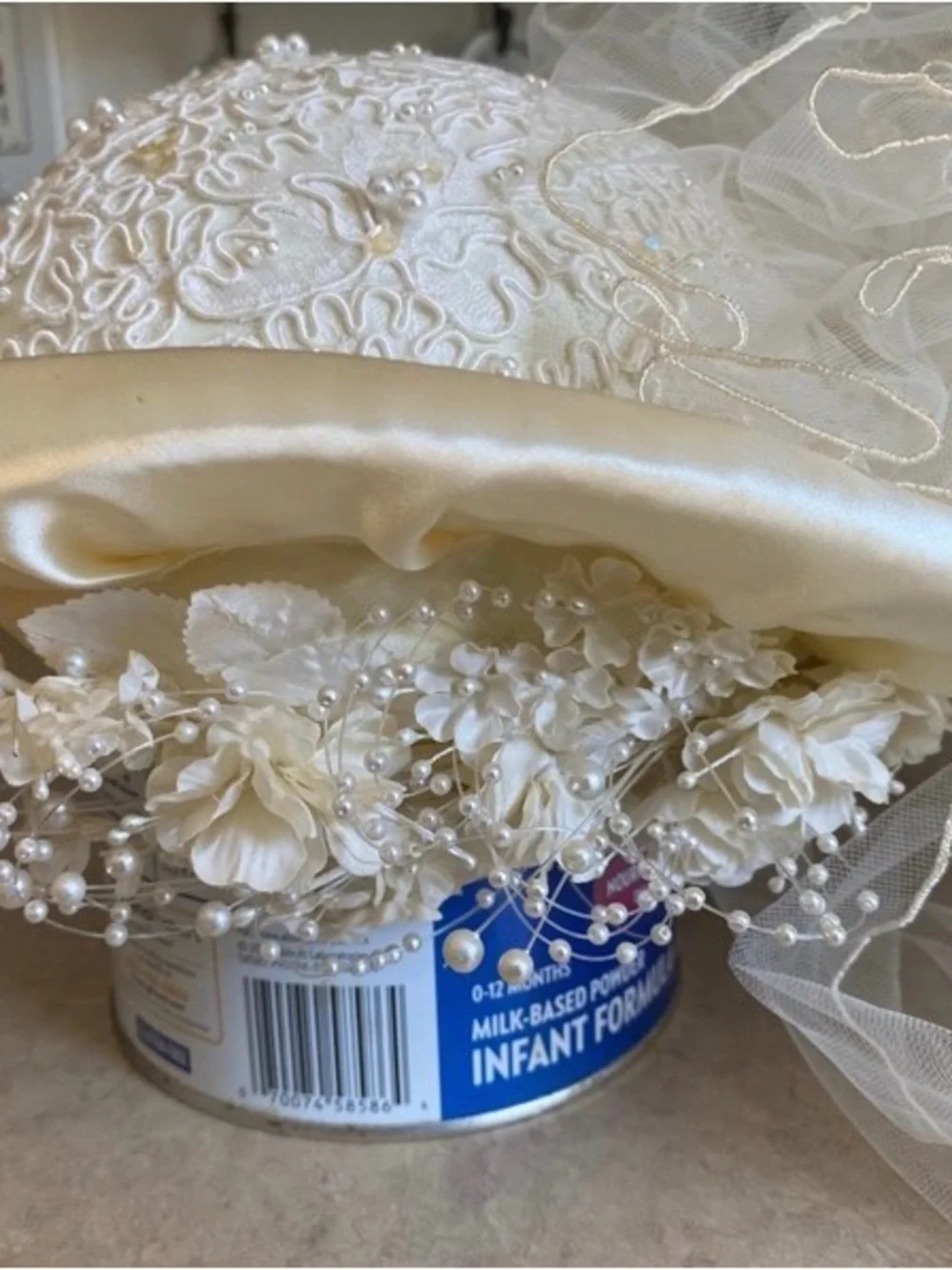 Vintage 1970s Wedding Bridal Beaded Floral Headpiece Veil Hat White Ivory Formal